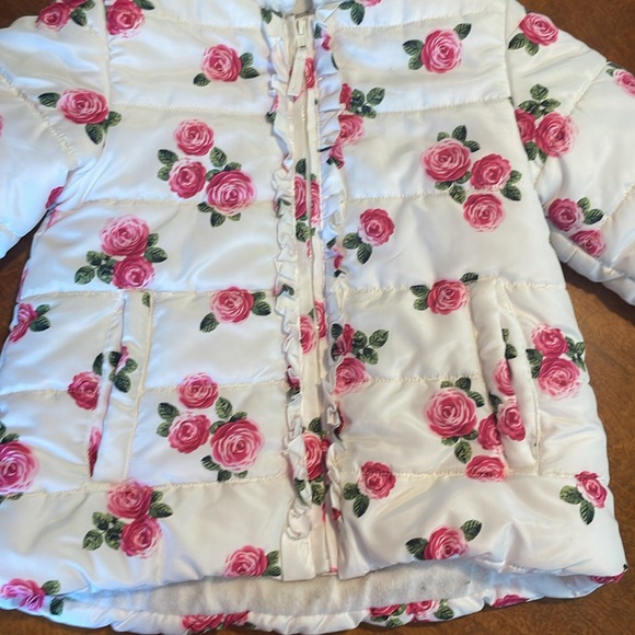 Toddlers winter jacket in excellent condition - Picture 2 of 4